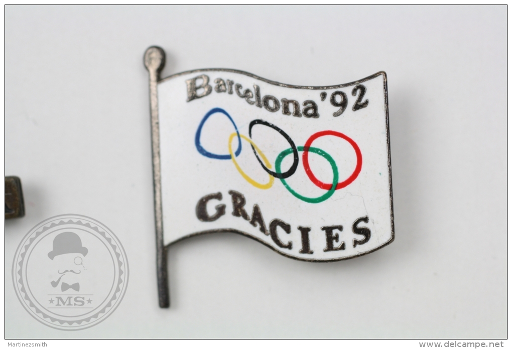 Barcelona 1992 Olympic Games - Gracies/ Thank You Flag  - Pin Badge #PLS - Juegos Olímpicos