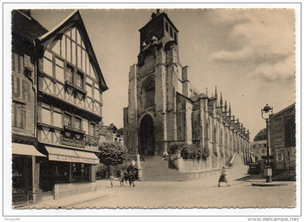 LISIEUX--L´église St Jacques (petite Animation,voiture,commerce "A La Petite Marquise)cpsm 15 X 10 N°147 éd Rosaire - Lisieux