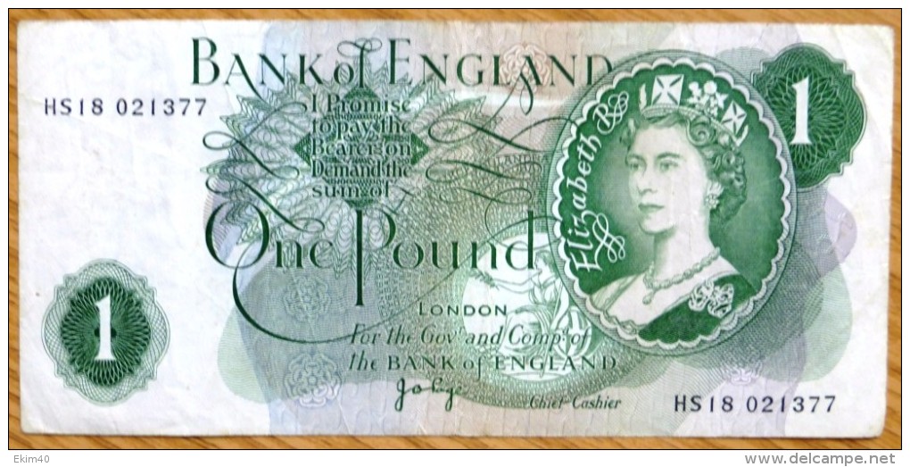 Used One Pound GB Banknote-Page No BK-978 - 1 Pound