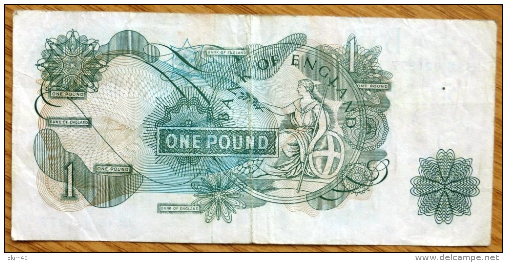 Used One Pound GB Banknote-Page No BK-978 - 1 Pound