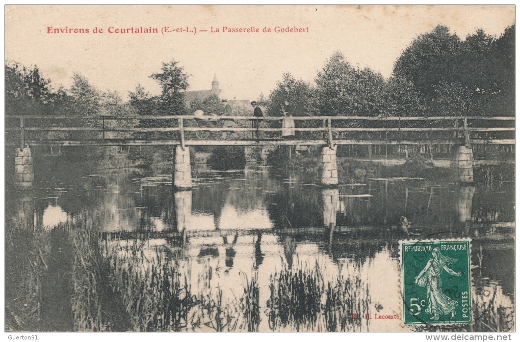 ( CPA 28 )  COURTALAIN  /  Environs De Courtalain - La Passerelle De Godebert  - (léger Défaut Coin Bas Gauche) - Courtalain