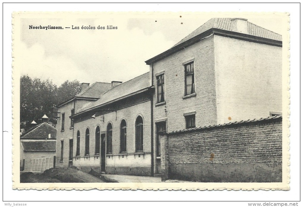 CPA  NEERHEYLISSEM - Les écoles Des Filles  // - Hélécine