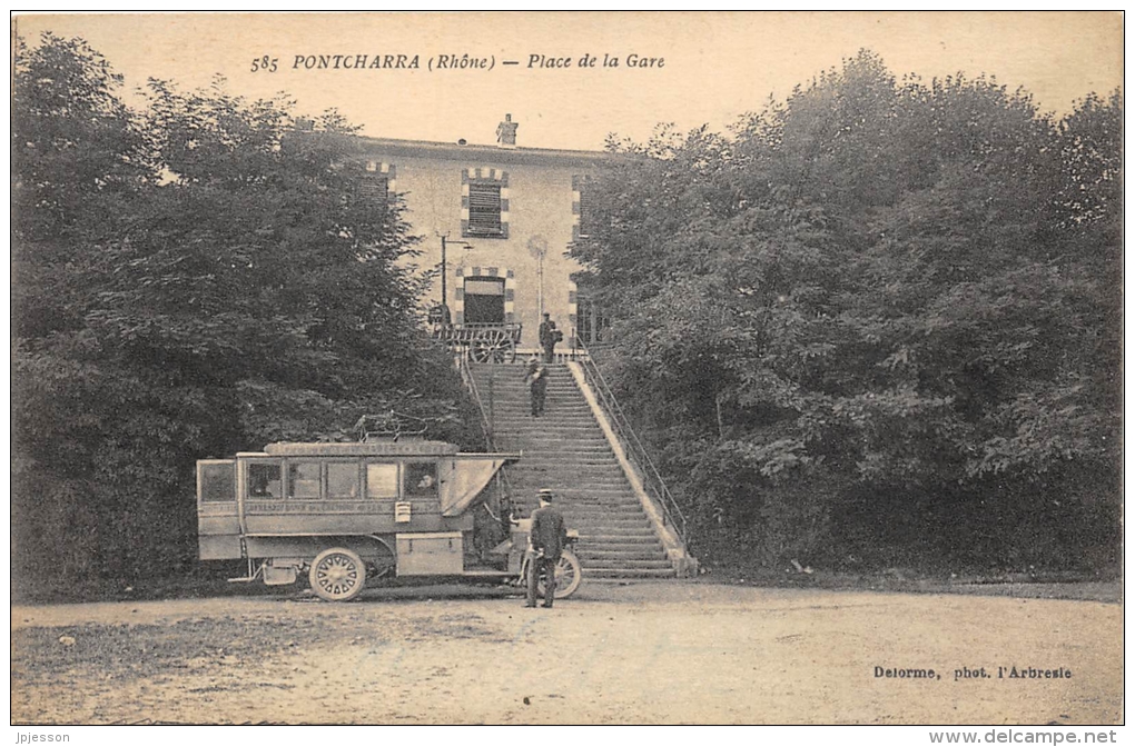 RHONE  69  PONTCHARRA   PLACE DE LA GARE  AUTOBUS - Pontcharra-sur-Turdine