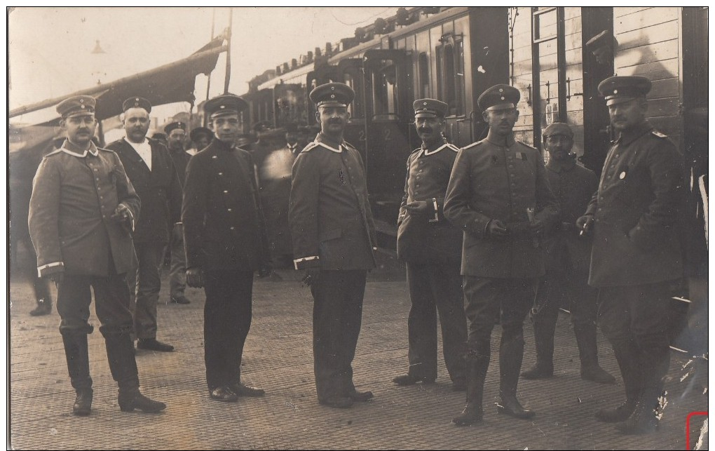 TRAIN EN GARE-SOLDATS ALLEMANDS-CARTE PHOTO ALLEMANDE - Guerre 1914-18