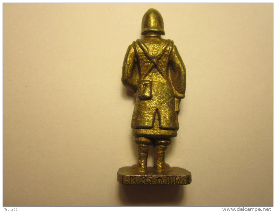 FIGURINE KINDER METAL SOLDAT  HUN 1 - Metalen Beeldjes