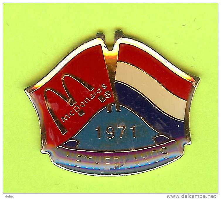 Pin's Mac Do McDonald's Drapeau Pays-Bas / Netherlands ( 1er Restaurant 1971) - 9X28 - McDonald's