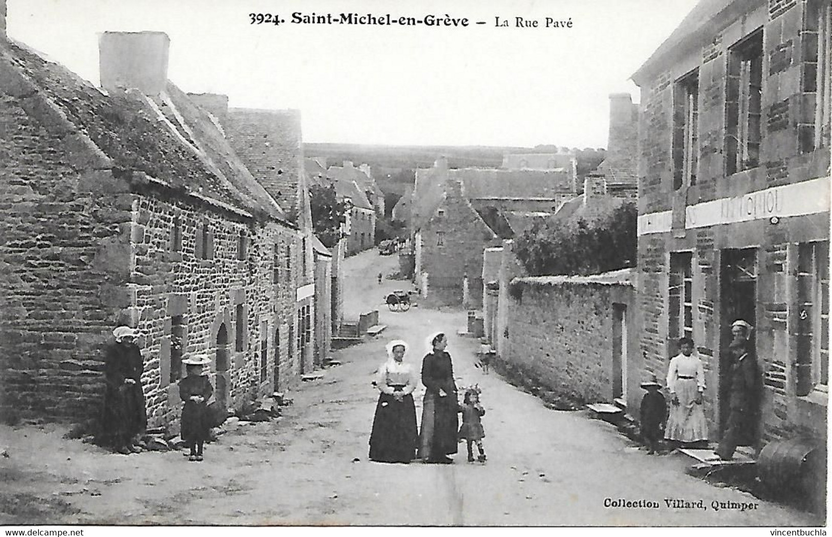 Saint-Michel-en-Grève - La Rue Pavé - Saint-Michel-en-Grève