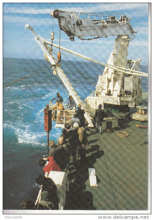 TAAF - Forage En Mer - Opération De Carottage à Bord Du Marion DUFRESNE - TAAF : Terres Australes Antarctiques Françaises