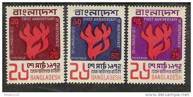 BANGLADESH 1972  First Anniversary Of Independance SG13/15 Complete Set MNH(**) - Bangladesch