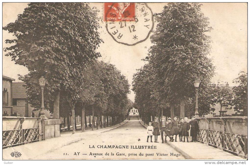 La Champagne Illustrée Ay 51 Avenue De La Gare  Prise Du Pont Victor Hogo Animation D'enfants 1912 - Ay En Champagne