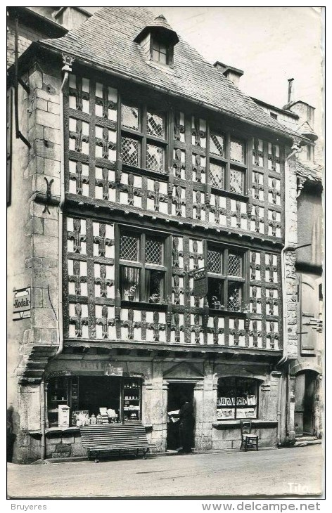 ARREAU -La Maison Aux Fleurs De Lys - Other & Unclassified