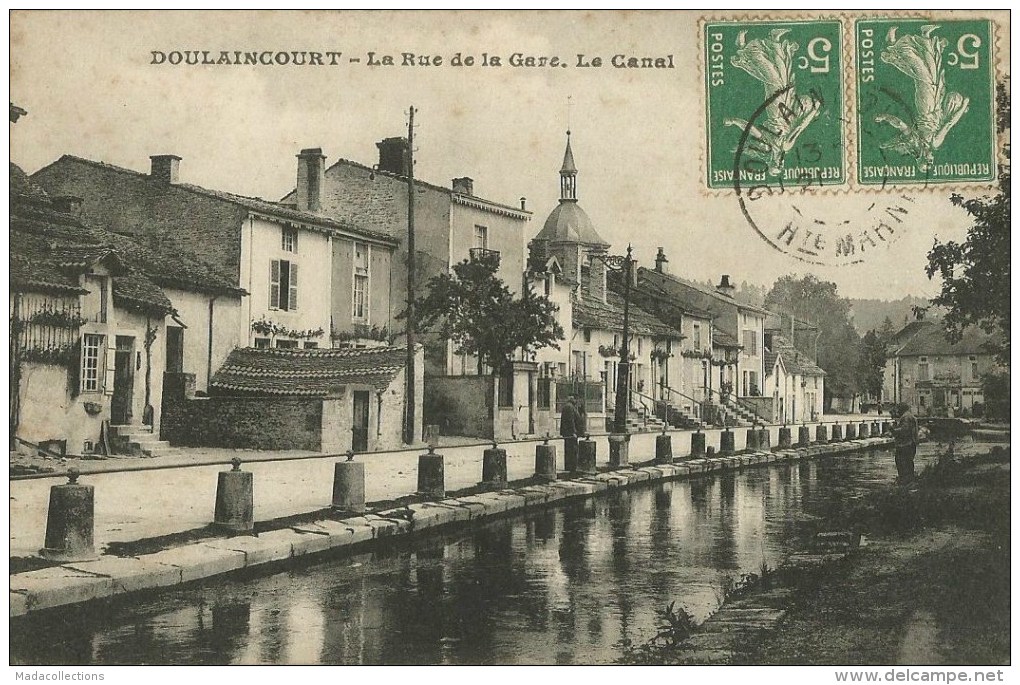 Doulaincourt  (Haute-Marne) Rue De La Gare .Le Canal - Doulaincourt