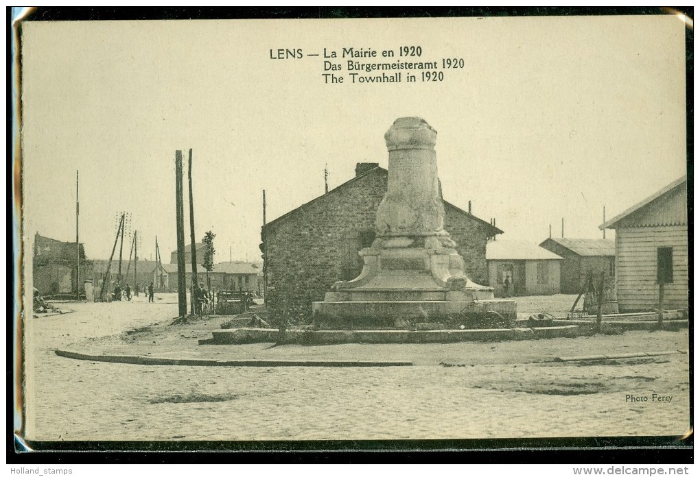 MILITAIR * LENS STADHUIS IN 1920 * ANSICHTKAART * CPA * (3557g) - Oorlog 1914-18