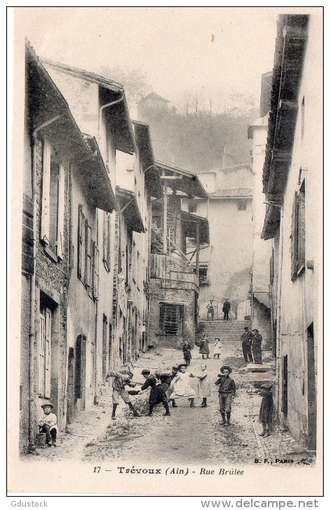 Trevoux Rue Brulee - Trévoux