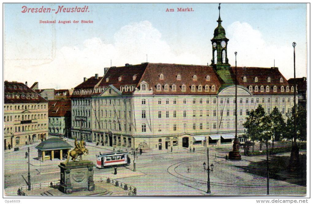 Original Farb. Ansichtskarte "Dresden Neustadt, Am Markt, Denkmal August Der Starke Als Feldpost Gelaufen - Dresden