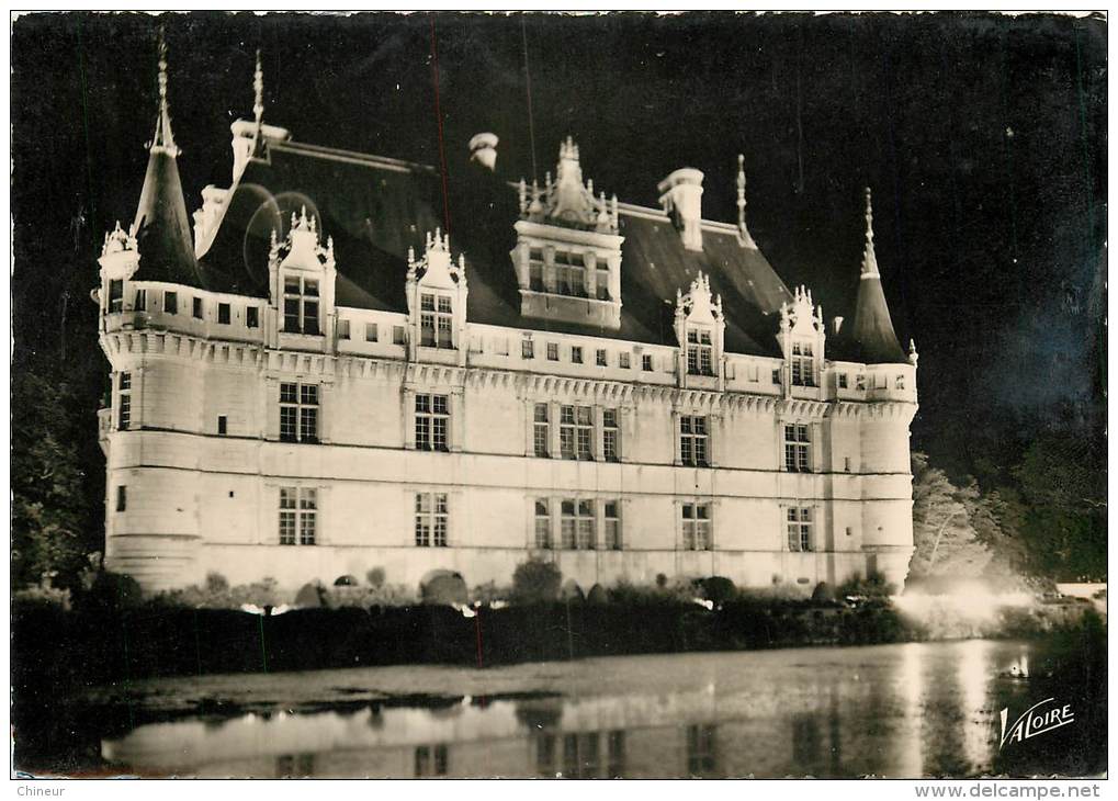 AZAY LE RIDEAU FACADE SUR PIECE D EAU DU CHATEAU ILLUMINE - Azay-le-Rideau