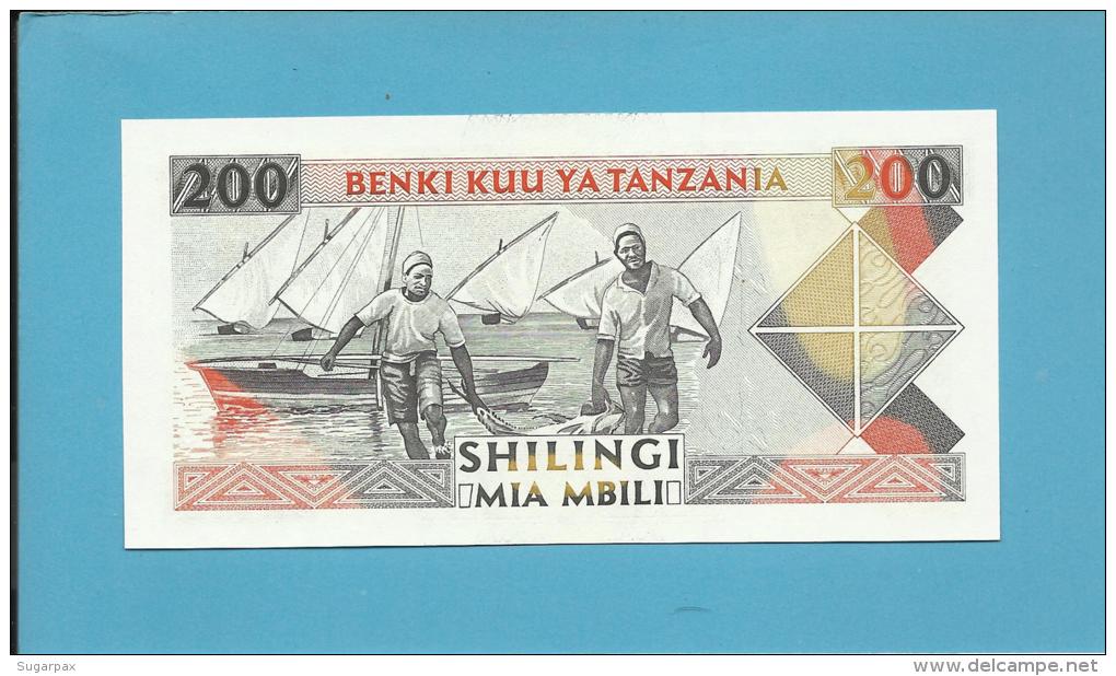 TANZANIA -200 SHILINGI - ND ( 1993 ) - UNC. - P 25.b - Sign. 11 - Serie NV - President Mwinyi/2 Fisherman - BENKI KUU YA - Tanzania