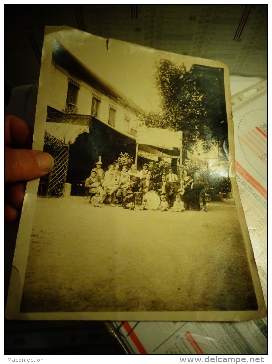 Grande Photo : Café à Fresnes 16 Juillet 1927 Orchestre Musiciens Banjo Accordéon - Fresnes