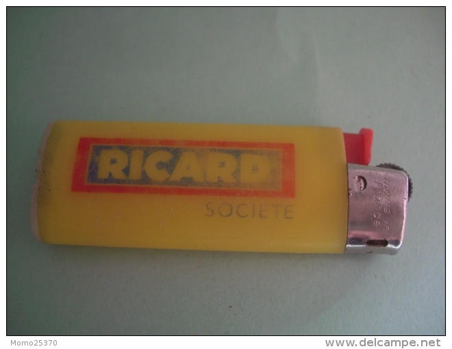 BRIQUET RICARD LIGHTER Feuerzeug ENCENDEDOR ACCENDINO AANSTEKER &#1051;&#1045;&#1043;&#1063;&#1045;    /// - Autres & Non Classés