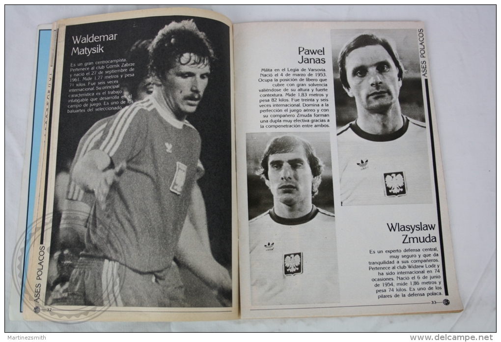 1982 FIFA World Cup - Spanish Magazine - Poland Players & Team - Lato, Boniek... - Libros