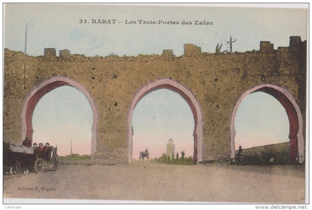AFRIQUE,MAROC,RABAT,AR RIBAT,prés Salé,les Trois Portes Des Zaers En 1923,voiture à Cheval - Rabat