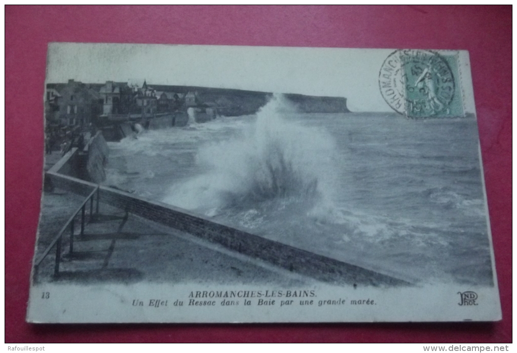 Cp Arromanches Les Bains Un Effet Du Ressac Dans La Baie - Arromanches