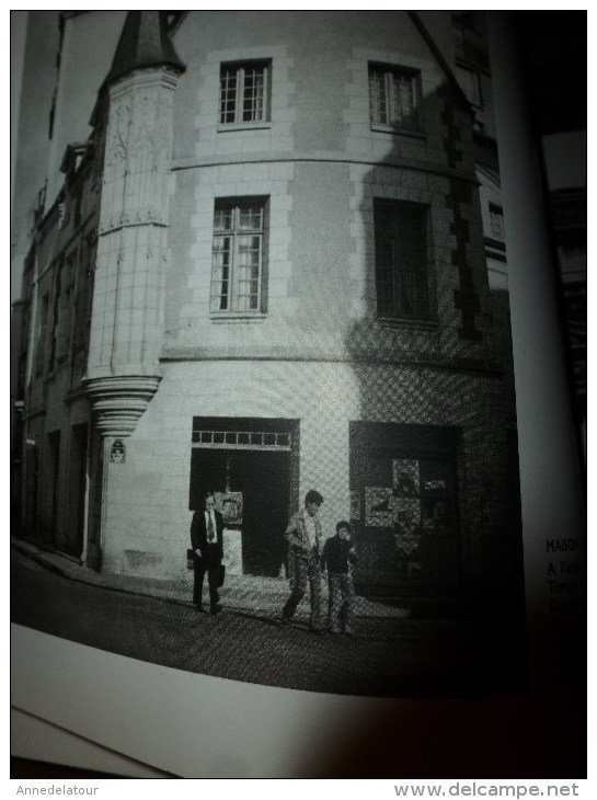 1975  LA FRANCE A TABLE : à PARIS (Hôtel de Sens,Le Marais et alentours,Vincennes,Porte St-Denis,Rue Quincampoix,Répub