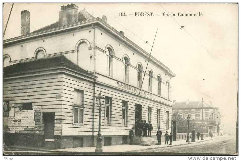 Bruxelles- Forest ; La Maison Communale - Forest - Vorst