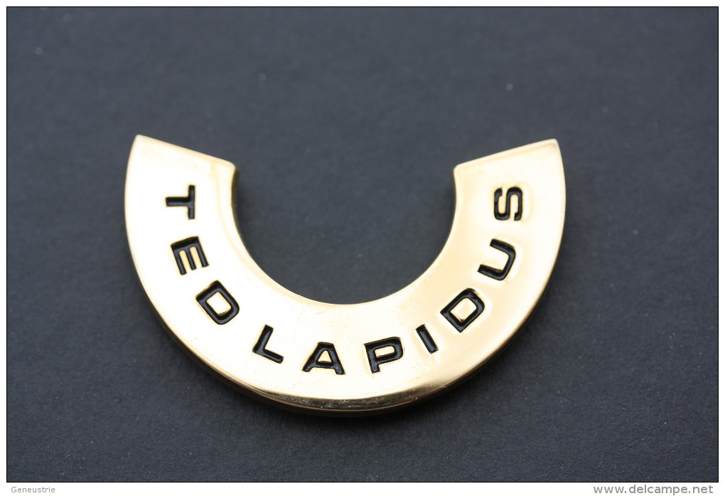 Applique Laiton Poli "Ted Lapidus" Pour Article De Maroquinerie - Botones