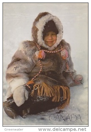 Canada Inuit Girl In Caribou Parka, Central Arctic, Postcard Unused (20008K) - Ohne Zuordnung