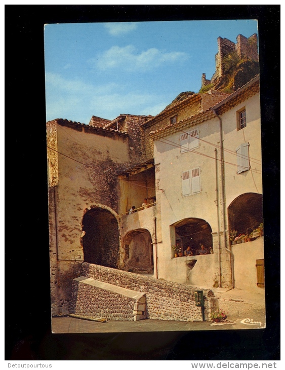 ROCHEMAURE Ardèche 07 : Quartier De La Placette Porte De Soucy Et Le Donjon De La Tour De Guet - Rochemaure