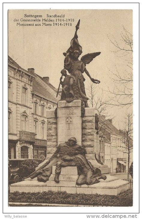 CPA - ZOTTEGEM - SOTTEGEM - Monument Aux Morts - Standbeeld Der Gesneuvelde Helden 1914-1918  // - Zottegem