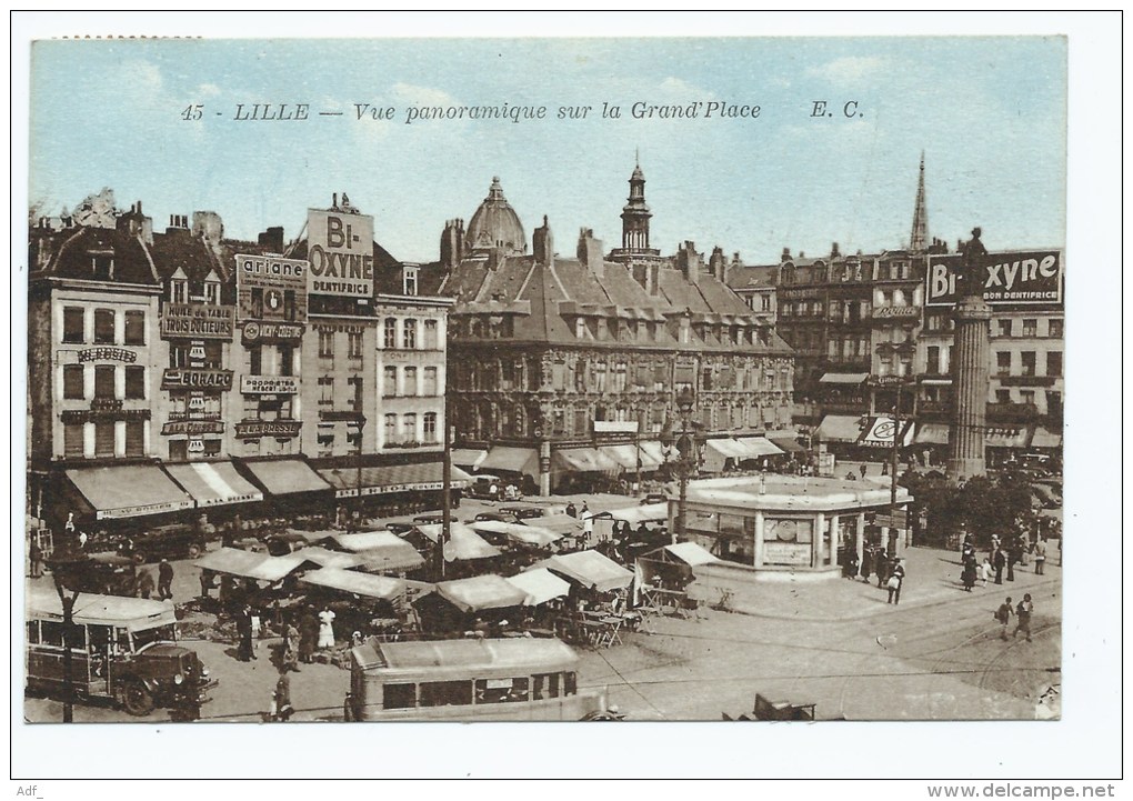 CPA LILLE, VUE PANORAMIQUE SUR LA GRAND' PLACE, MARCHE, ANCIEN BUS AUTOBUS CAR AUTOCAR, PUB BI-OXYNE DENTIFRICE, NORD 59 - Lille