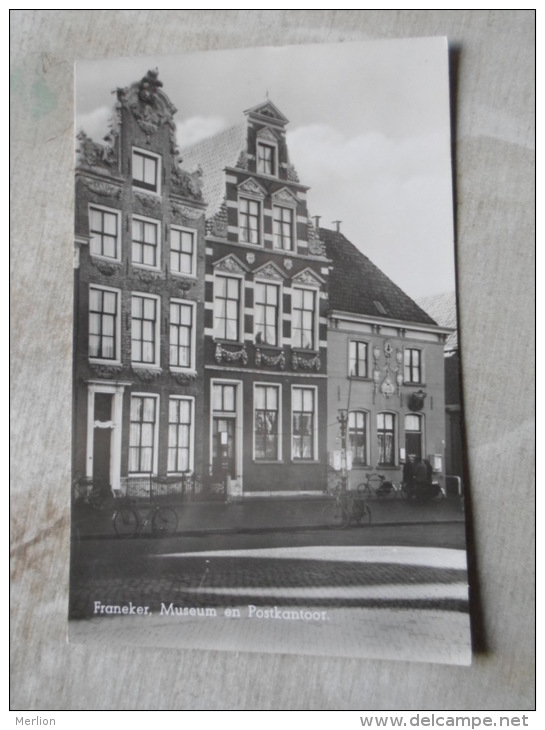 Franeker - Museum  En Postkantoor     D127912 - Franeker