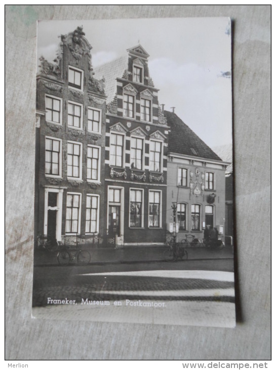 Franeker - Museum  En Postkantoor     D127913 - Franeker