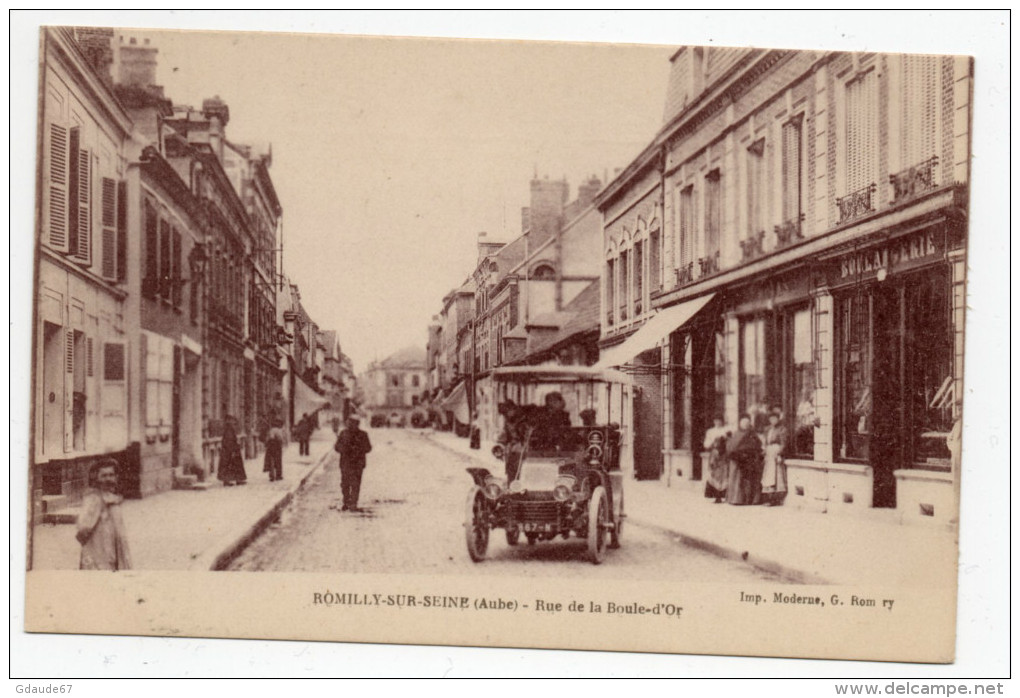 ROMILLY SUR SEINE (10) - RUE DE LA BOULE D´OR - AUTOMOBILE / AUTO / VOITURE - Romilly-sur-Seine