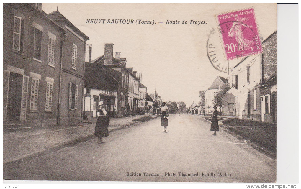 89-NEUVY-SAUTOUR  -route De Troyes - Neuvy Sautour