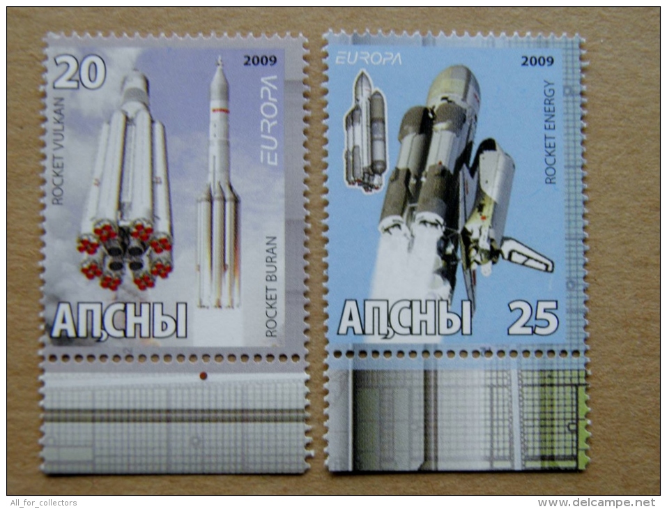 SALE!!! WITH GLUE (!) Europa Cept Stamp 2009 2x Space Cosmos Rocket Vulcan Energy - Géorgie