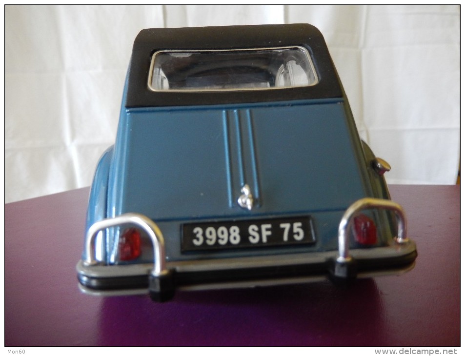 CITROEN 2CV- SOLIDO 1:17 - Solido