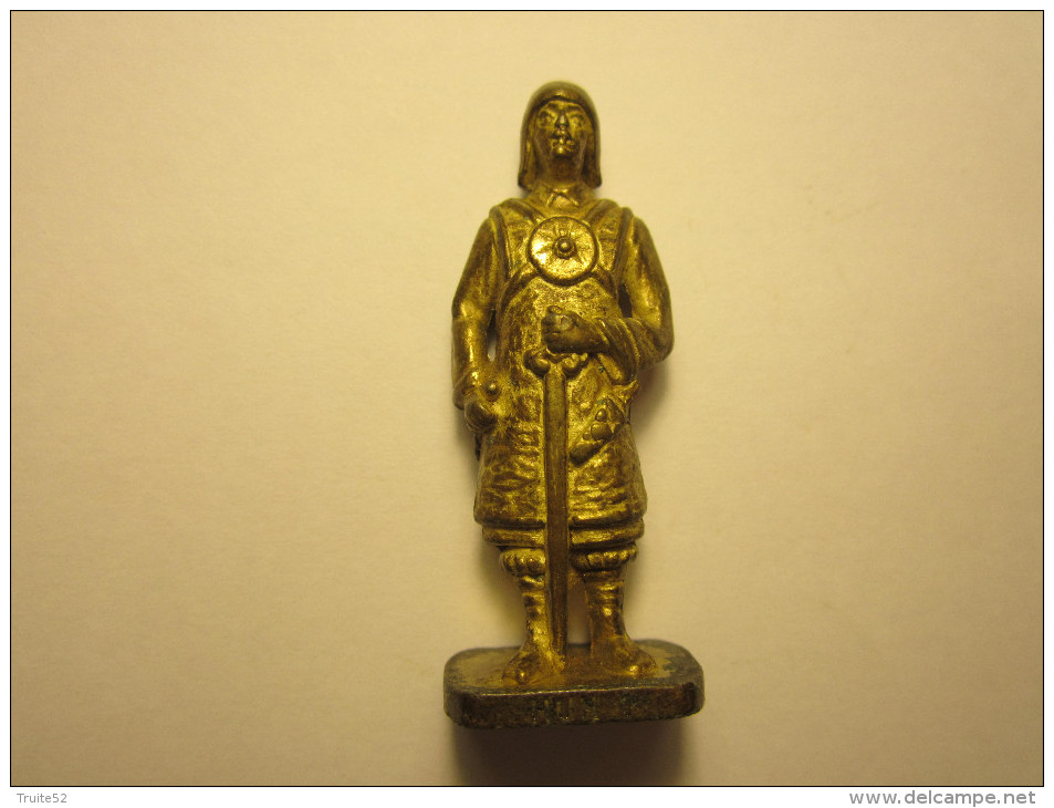 FIGURINE KINDER METAL SOLDAT HUN 1 - Metallfiguren