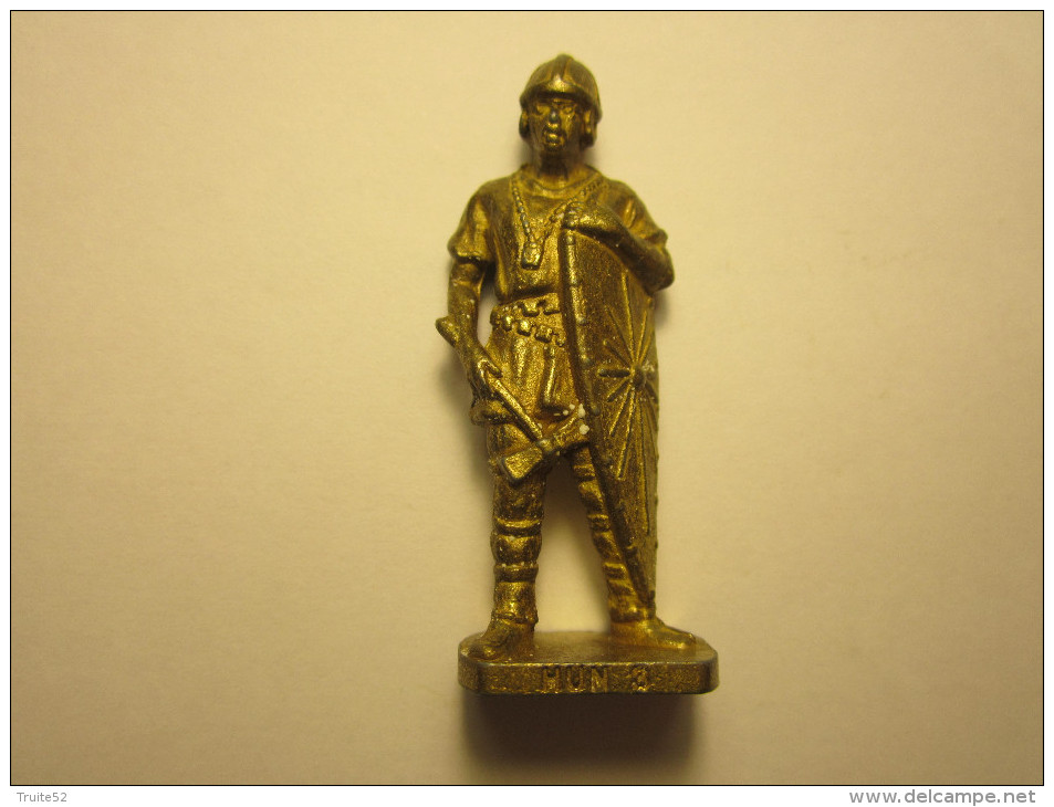 FIGURINE KINDER METAL SOLDAT HUN 3 - Metalen Beeldjes