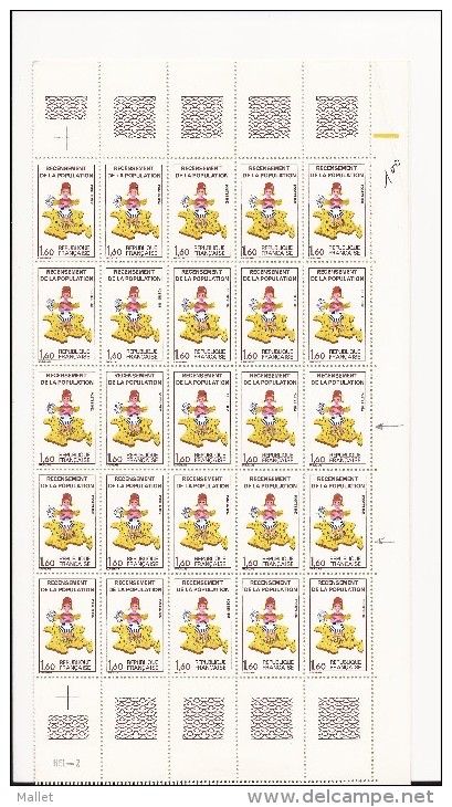 Feuille De 50 Timbres Du N°2202 (recensement 1982), Dont 2 Timbres Sans Le "7" Sur La Corse - Fogli Completi