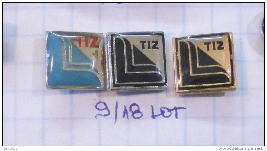 TIZ Metal Tin Industry Zagreb (Serbia, Yugoslavia) Chapa De Metal, Metallblech / LOT PINS - Lots