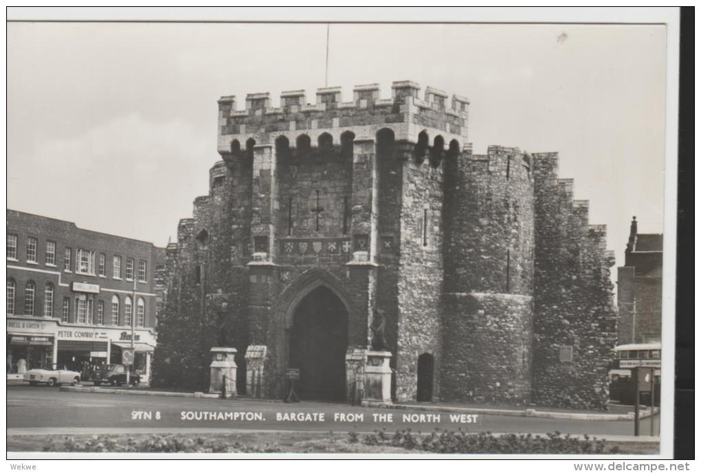 GBA001g/ Bargate  Ca. 1950 ** - Southampton