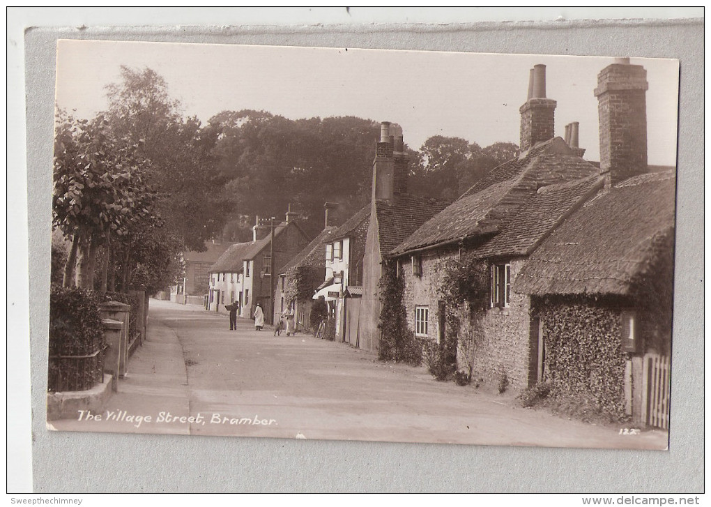 RP THE VILLAGE STREET BRAMBER Nr STEYNING THE WELLS SERIES UNUSED - Other & Unclassified