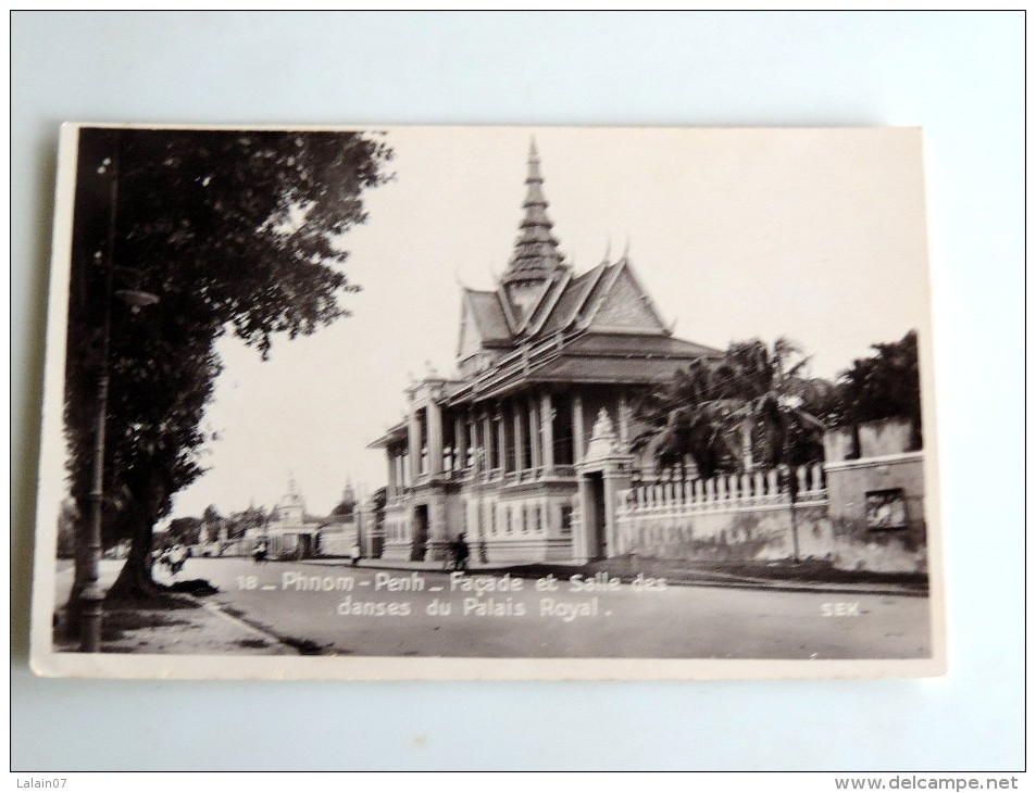 Carte Postale Ancienne : CAMBODGE : PNOM-PENH : Façade Et Salle Des Danses Du Palais Royal, En 1931 - Cambodge