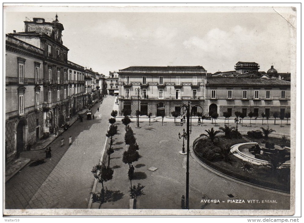 1950 Italia Cartolina AVERSA Piazza Vittorio Emanuele Nuova - Aversa