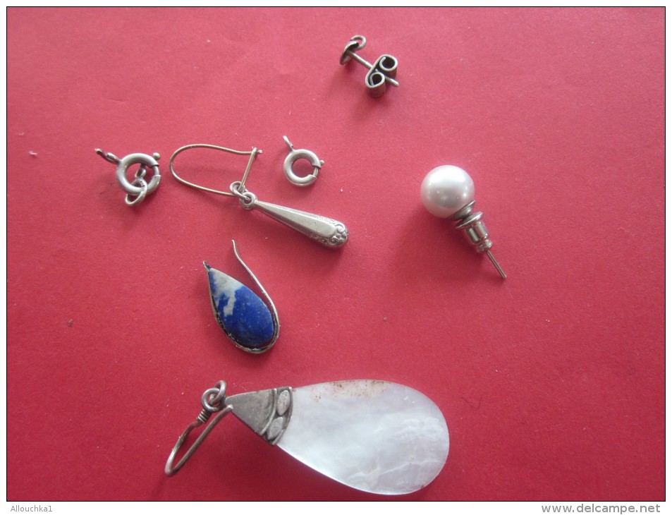 Anciens Bijoux  De Fantaisie Vintage  Boucles D'oreille Unique Depareillées De Matiéres Diverses -&gt;&gt;&gt; Voir Les - Earrings