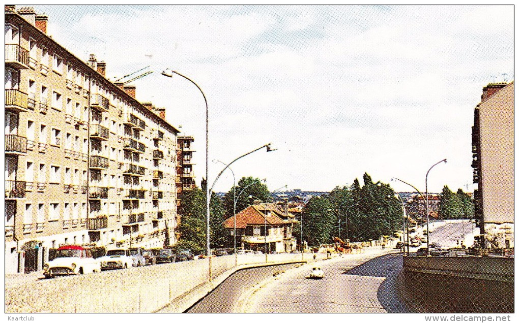 Joinville: SIMCA ARONDE P60, RENAULT 4, CITROËN 2CV, VW COX - Rue Jean-Mermoz - (Val-de-Marne, France) - Passenger Cars