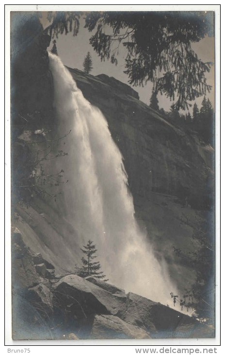 Water Fall, Yosemite Valley, California - Yosemite